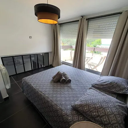 , Quartier Pinede Au Cap D'agde