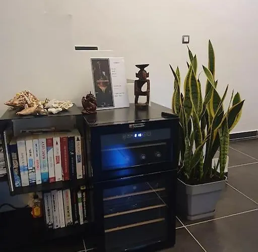 , Quartier Pinede Au Cap D'agde וילה אגדה