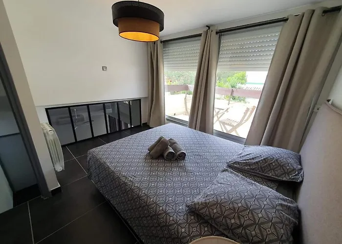 , Quartier Pinede Au Cap D'agde