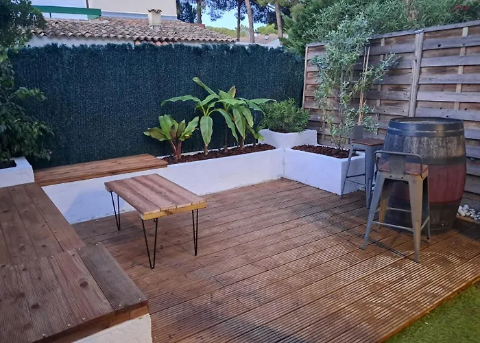 , Quartier Pinede Au Cap D'agde וילה אגדה