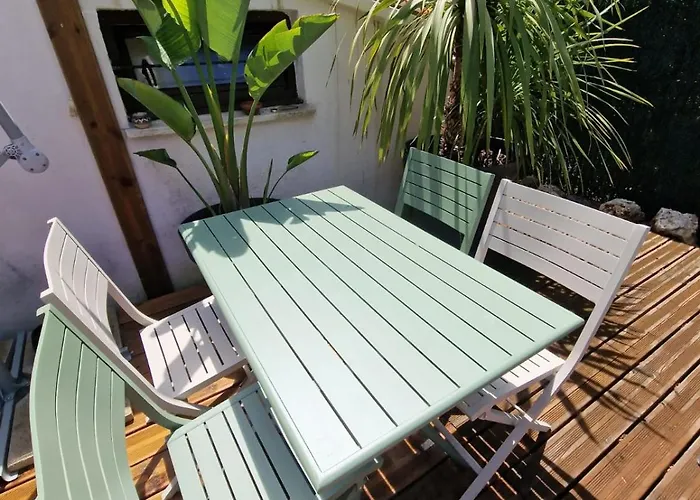 , Quartier Pinede Au Cap D'agde וילה אגדה